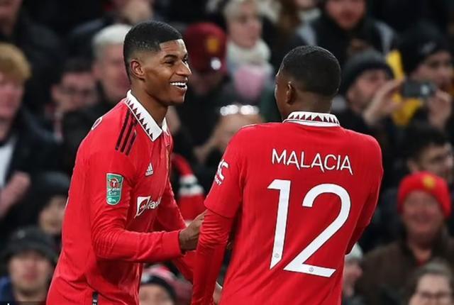 1671672406569074970.jpg 65834193-0-image-a-42_1671667755.jpg